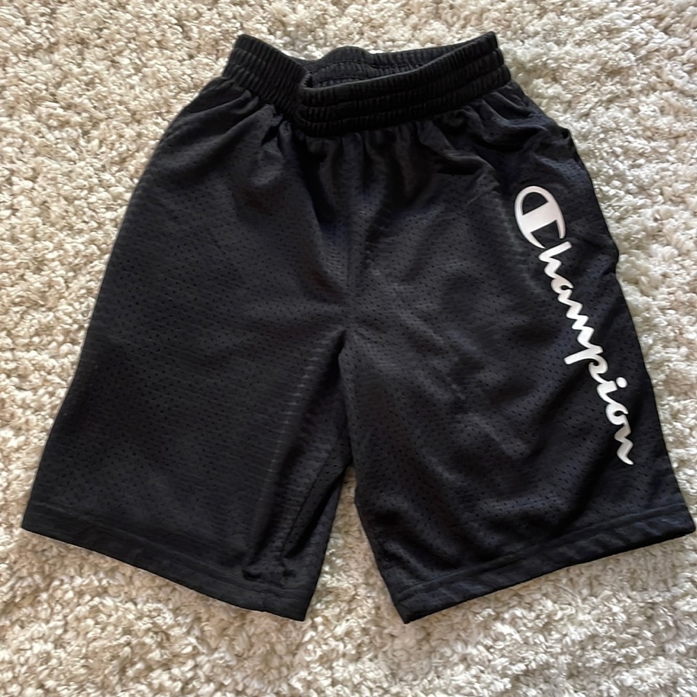 Boys champion shorts size small
